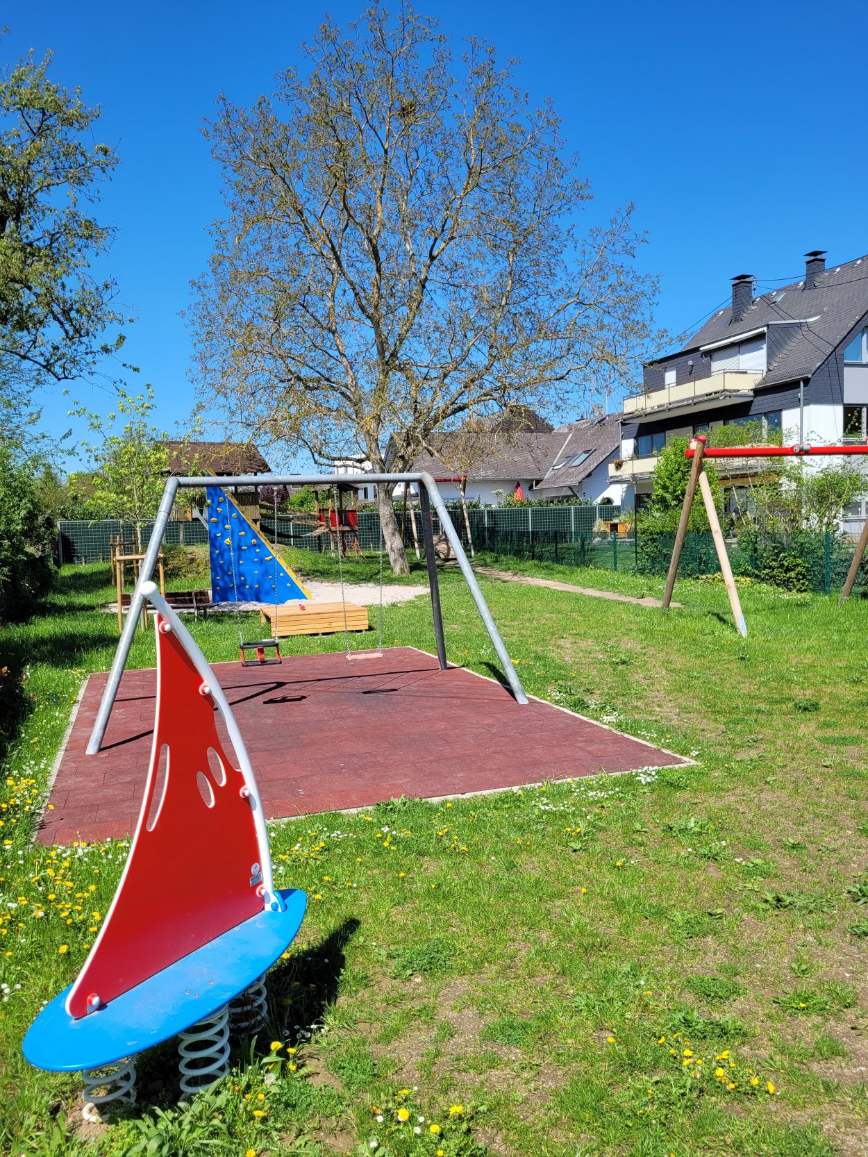 Spielplatz Mühren 1 2025 | © Thomas Becker Spielplatz Mühren 1 2025 | © Thomas Becker