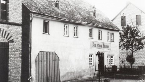 Gr&uuml;ner Brunnen | &copy; Dr. Alexander Ritter