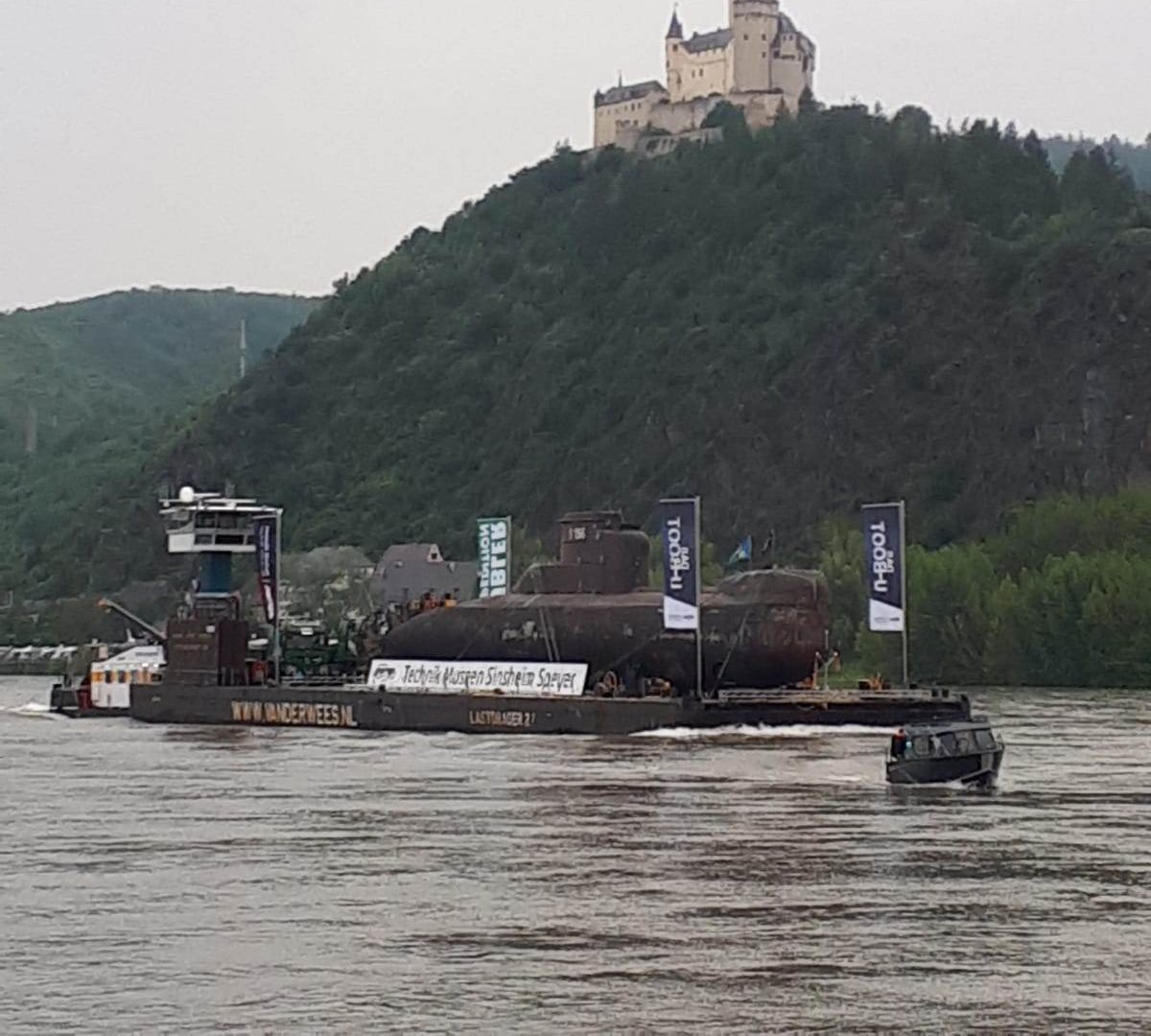 U-Boot Durchfahrt bei Spay 1 | © Marietta Kuhn U-Boot Durchfahrt bei Spay 1 | © Marietta Kuhn