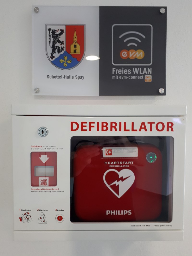 Defibrillator Gemeindezentrum | © Thomas Becker