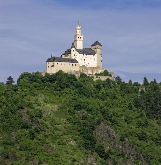 Die Marksburg über dem Rhein | © Friedrich Gier