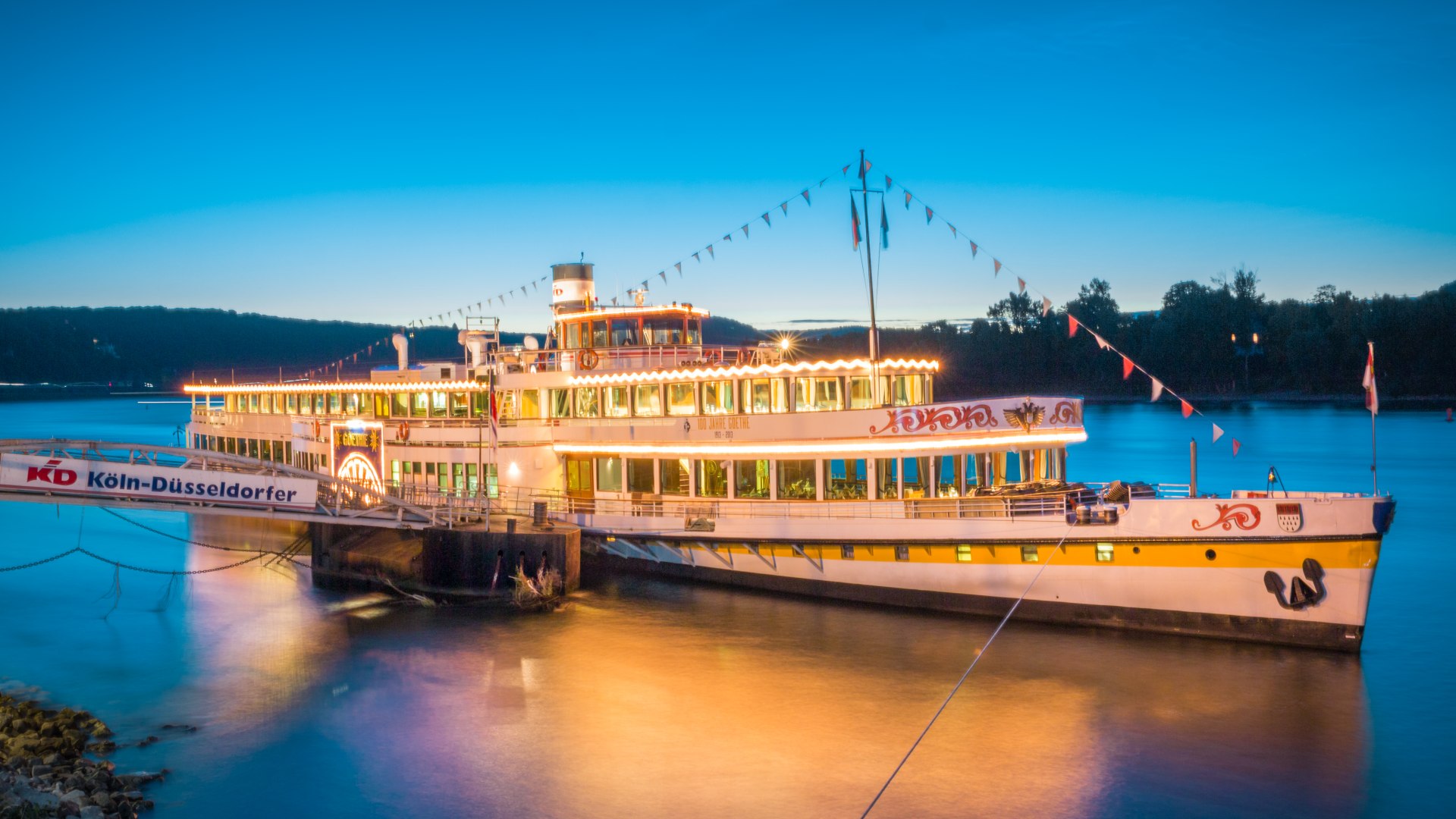 Schaufelraddampfer Goethe | © Luca Lamonte-Austin Schaufelraddampfer Goethe | © Luca Lamonte-Austin