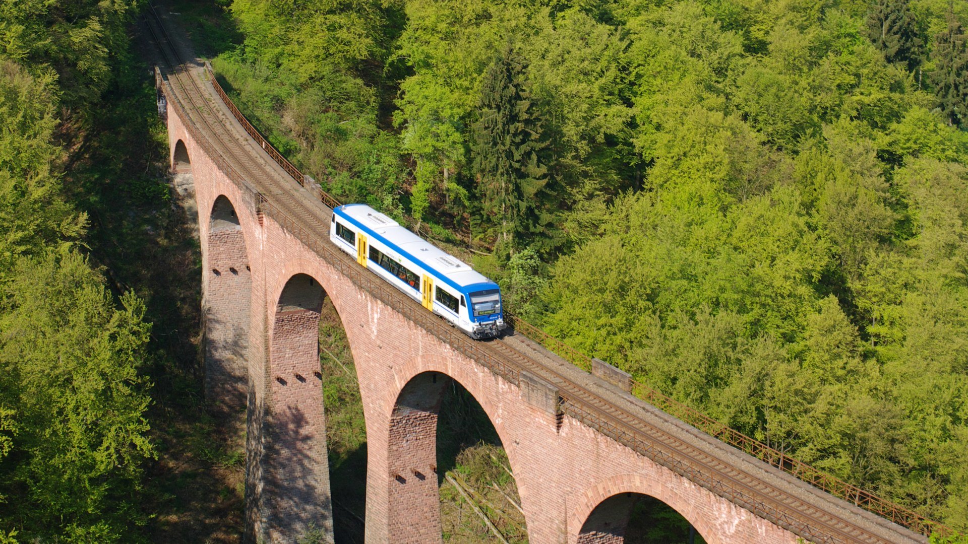 Hunsrückbahn auf Hubertus-Viadukt | © Transdev SE & Co. KG