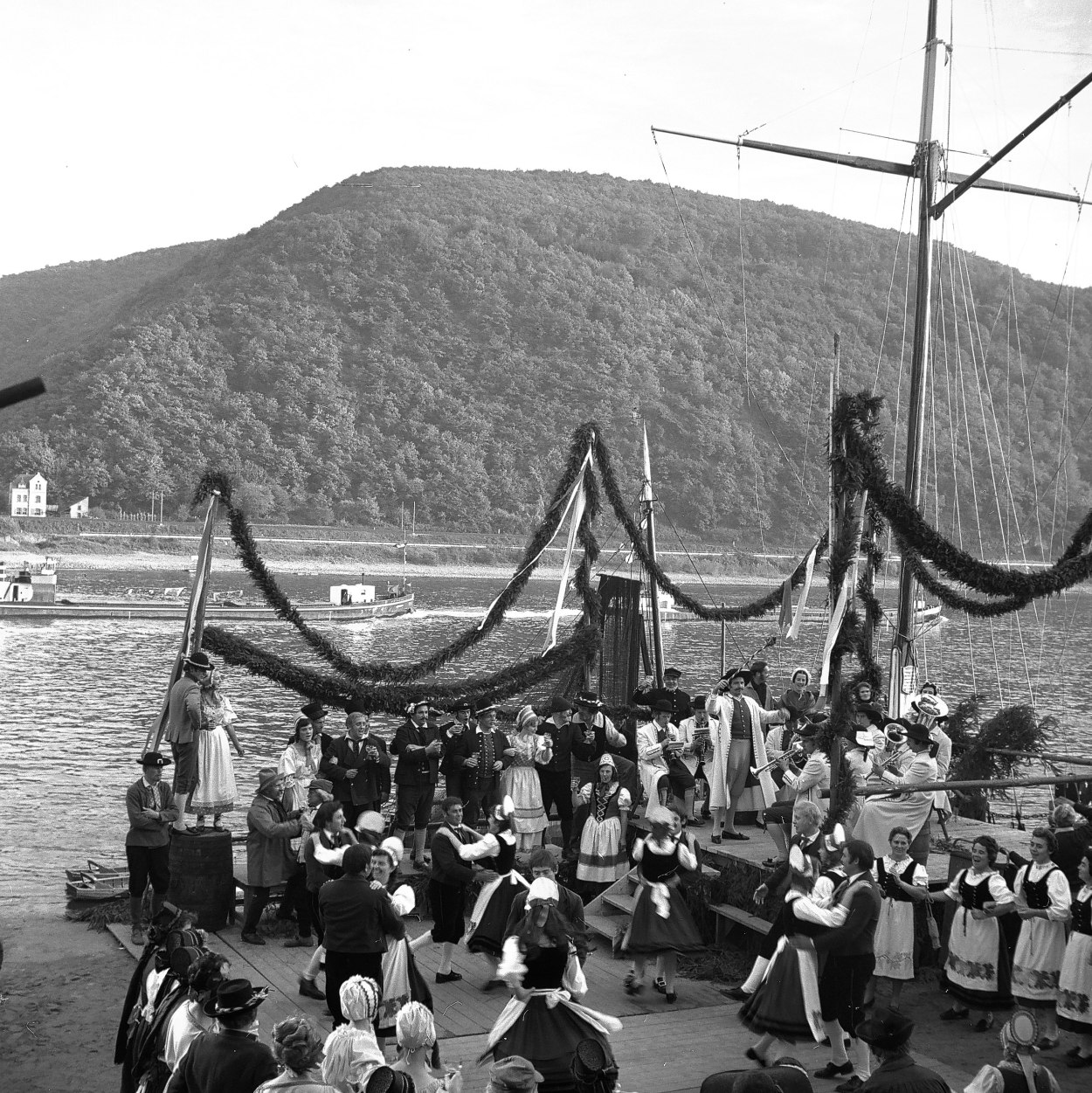 Die Wunderwelt der Gebrüder Grimm 15 | © Bildarchiv Ortsgemeinde Spay Die Wunderwelt der Gebrüder Grimm 15 | © Bildarchiv Ortsgemeinde Spay