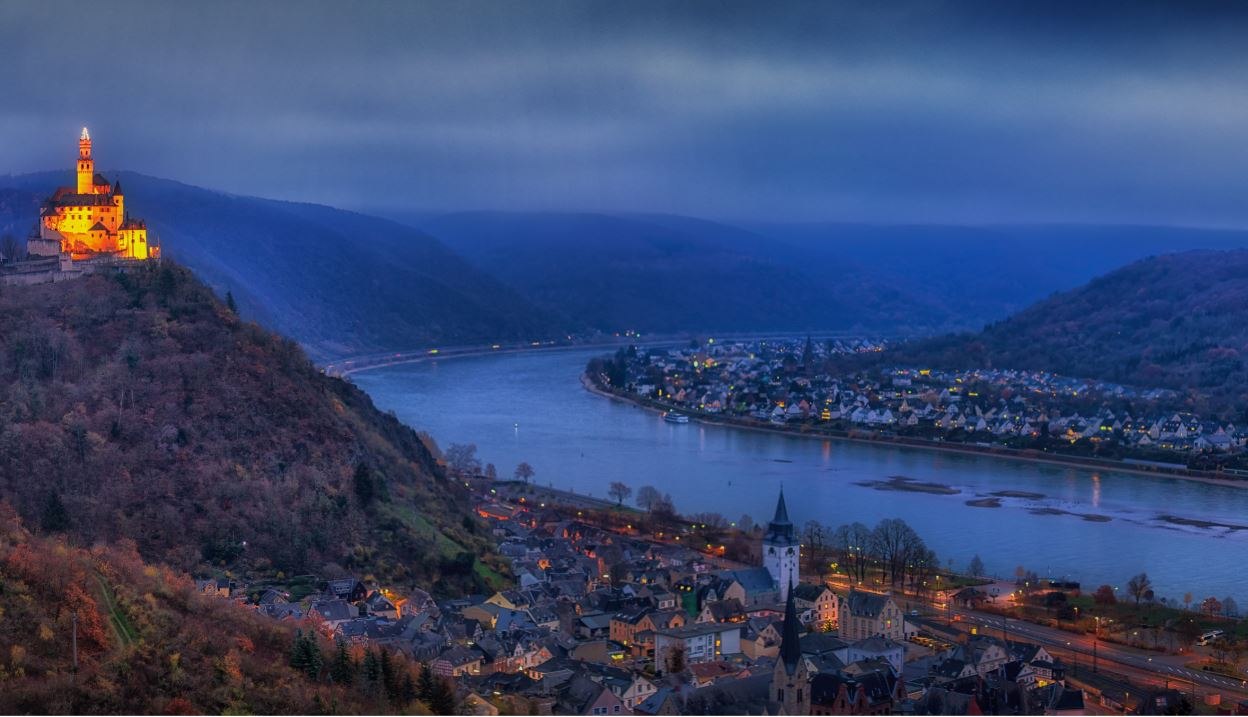 Spay mit Marksburg im Winter | &copy; Klaus Breitkreutz Lehmen