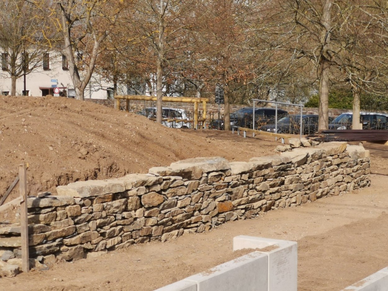 Lambertuspark Mauer2 | © Günther Werner