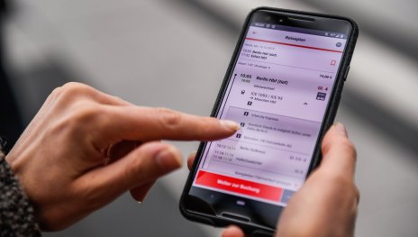 DB-Navigator-app | &copy; Deutsche Bahn AG / Max Lautenschl&auml;ger