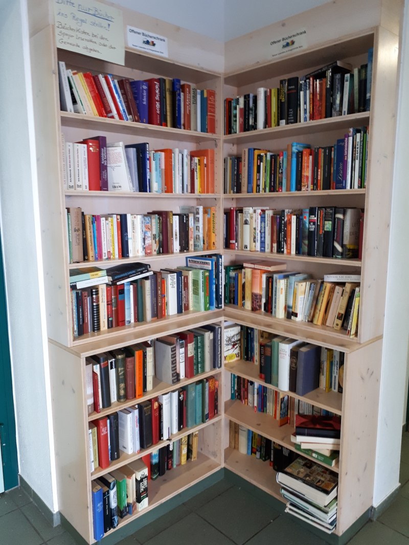 offener Bücherschrank | © Thomas Becker offener Bücherschrank | © Thomas Becker