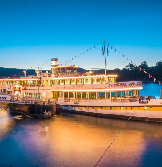 Schaufelraddampfer Goethe | &copy; Luca Lamonte-Austin