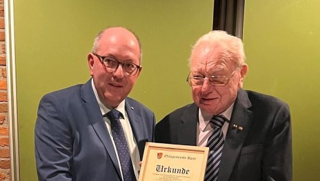 Ehrenbürger Manfred Krämer | © Ortsgemeinde Spay