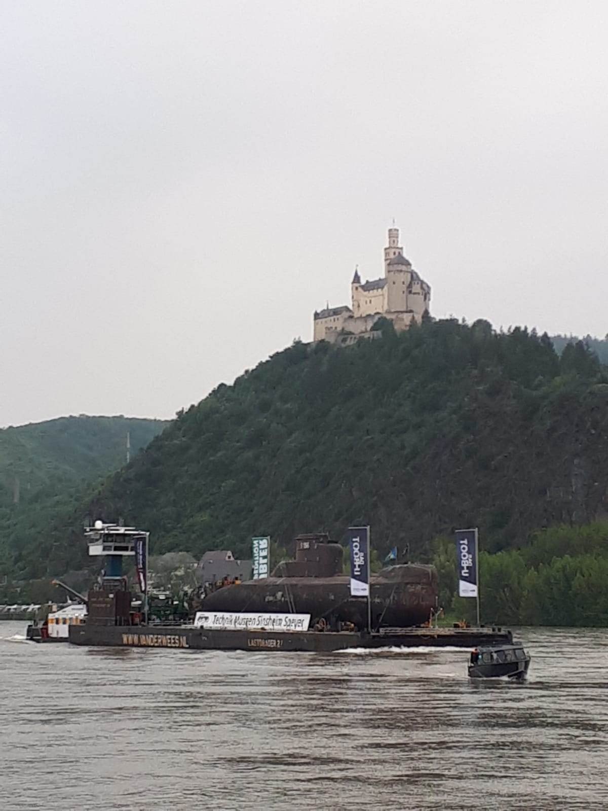 U-Boot Durchfahrt bei Spay 1 | © Marietta Kuhn U-Boot Durchfahrt bei Spay 1 | © Marietta Kuhn