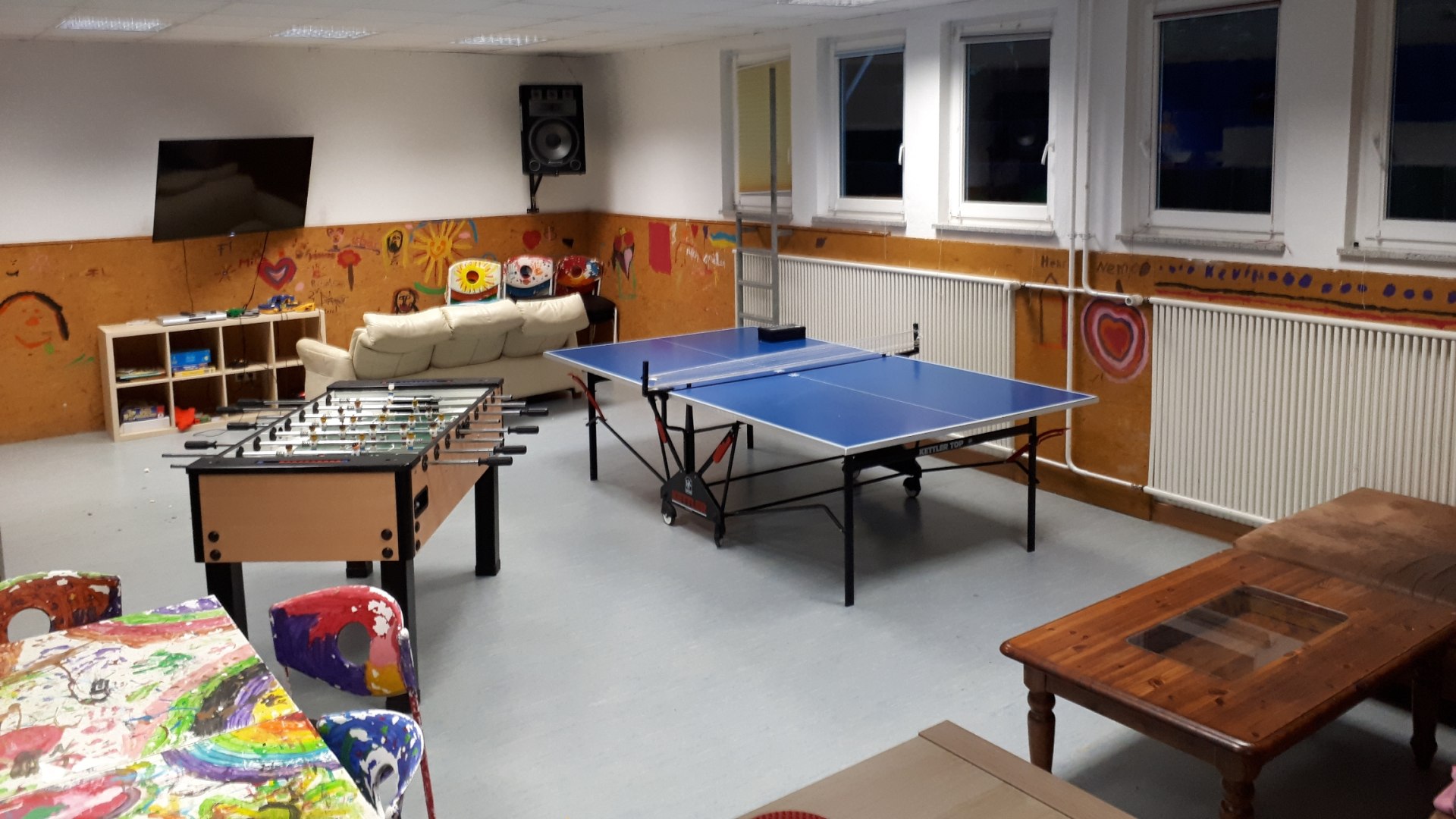 Jugendraum Gemeindezentrum Spay | © Thomas Becker Jugendraum Gemeindezentrum Spay | © Thomas Becker
