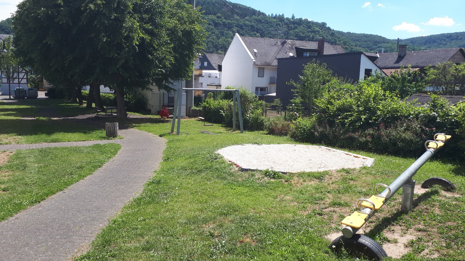 Spielplatz an der Feuerwehr II | &copy; Thomas Becker