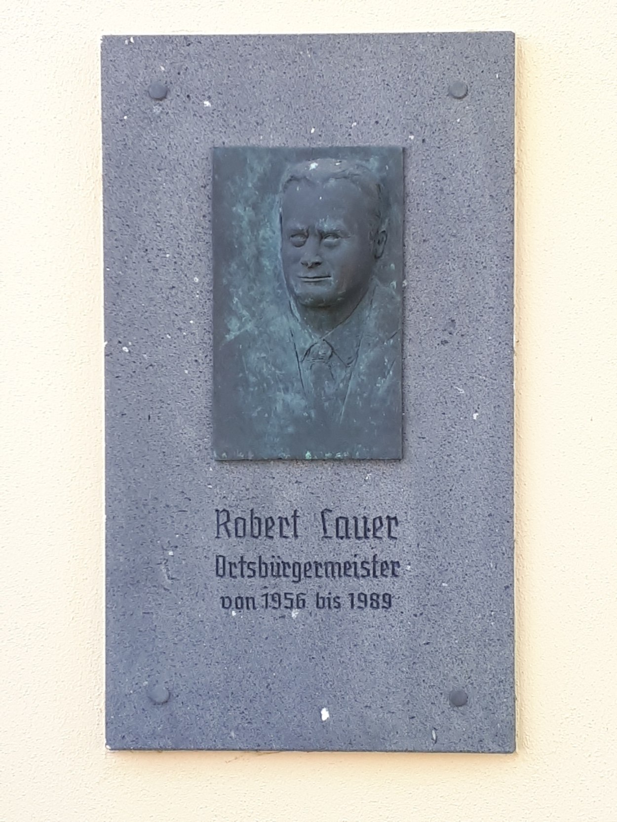 Robert-Lauer-Platz | © Thomas Becker Robert-Lauer-Platz | © Thomas Becker