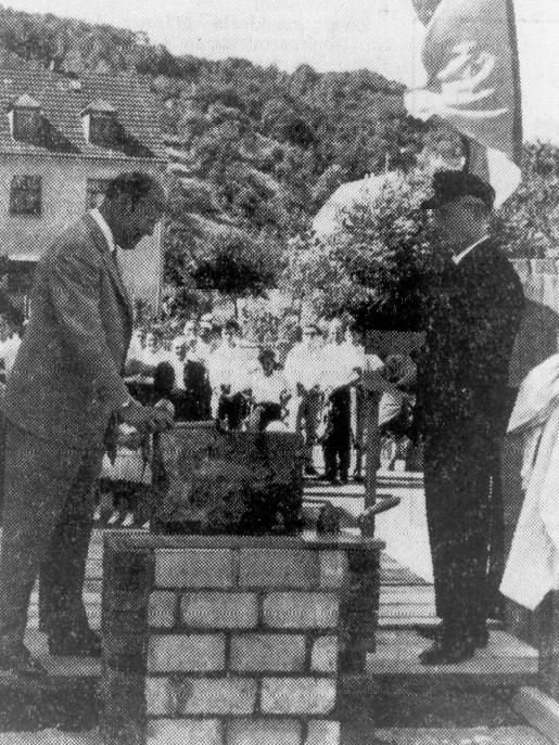 Grundsteinlegung Bürgermeister | © Freiwillige Feuerwehr Spay Grundsteinlegung Bürgermeister | © Freiwillige Feuerwehr Spay