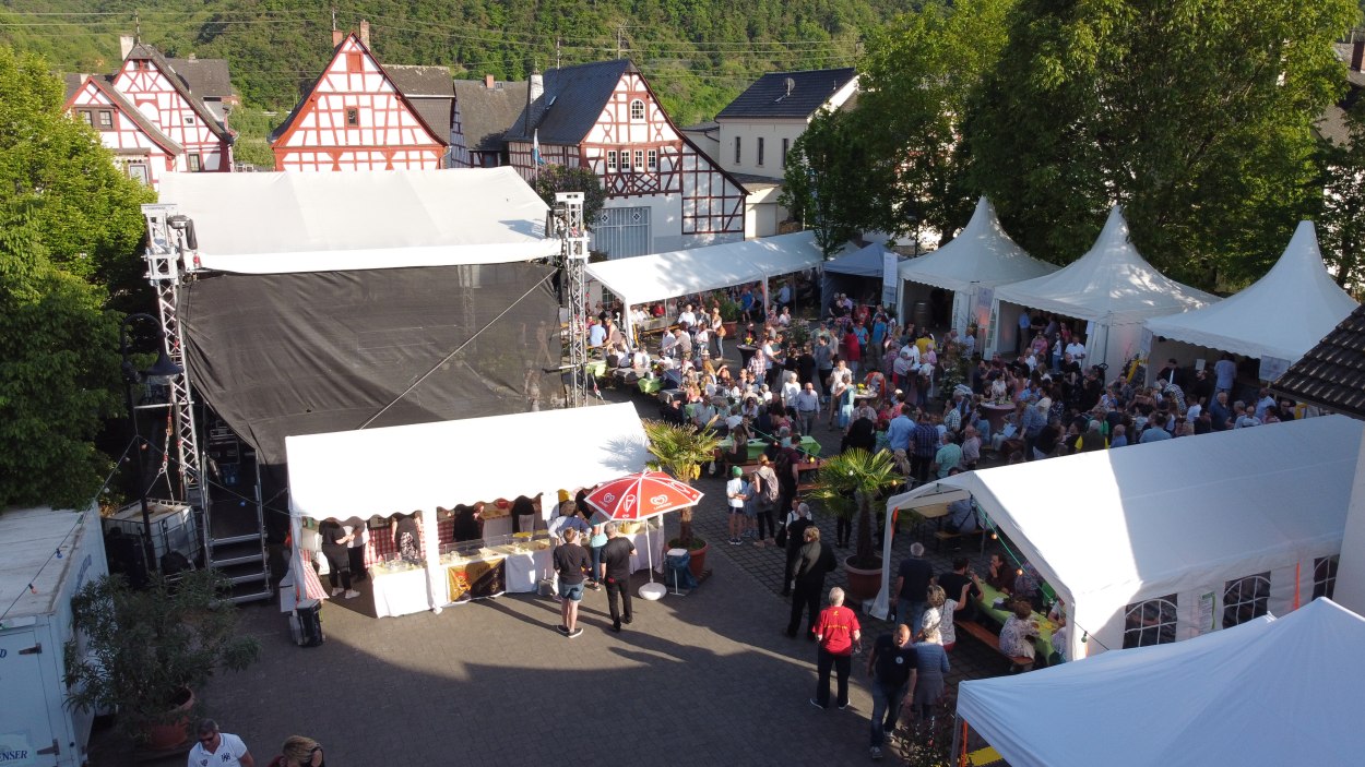 Weinfest 1200 Jahre Spay | © Hermann Volk
